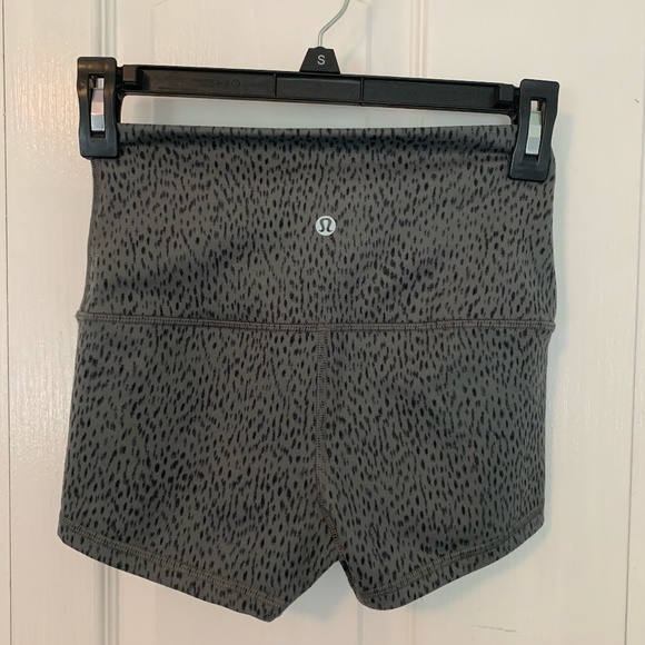 lululemon athletica Pants - Lululemon Align High-Rise Short